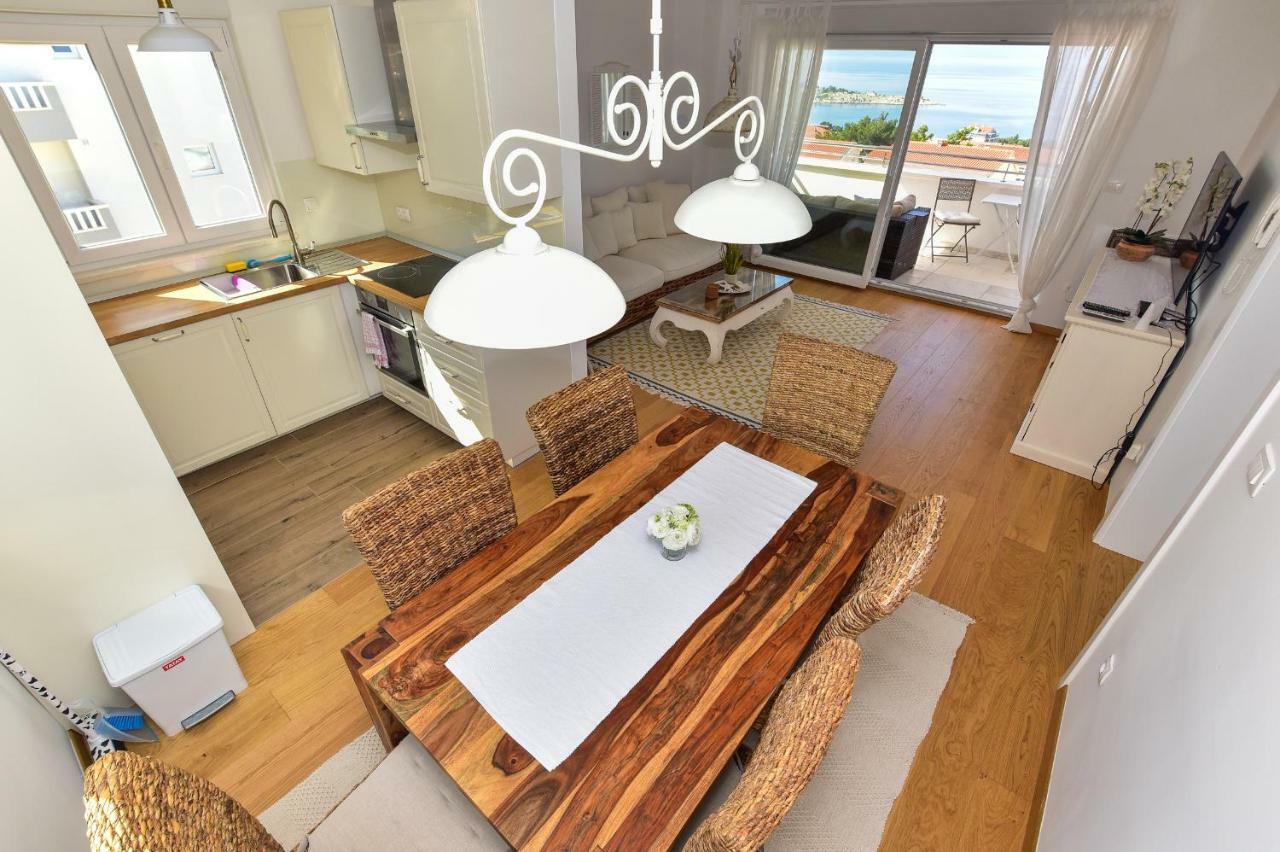 Sun Apartment